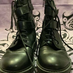 EUC Jessica Simpson Black Combat Boots  Size:  7.5